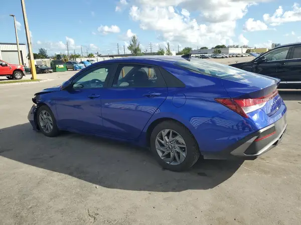 KMHLM4DG1RU749472 2024 HYUNDAI ELANTRA - Image 2