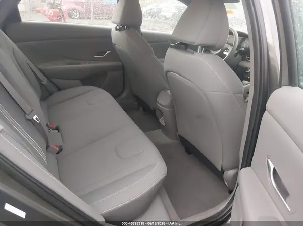 KMHLM4DG1RU751061 2024 HYUNDAI ELANTRA - Image 8