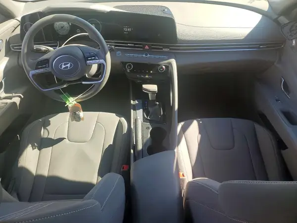 KMHLM4DG1RU752128 2024 HYUNDAI ELANTRA - Image 8
