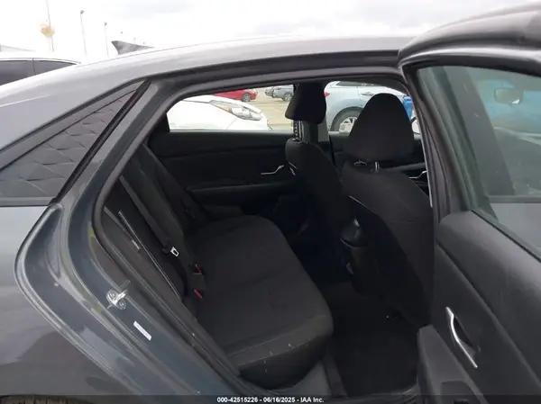 KMHLM4DG1RU756339 2024 HYUNDAI ELANTRA - Image 8
