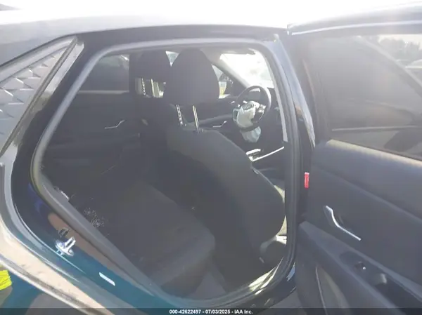 KMHLM4DG1RU763467 2024 HYUNDAI ELANTRA - Image 8