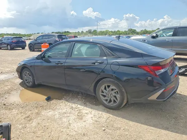 KMHLM4DG1RU764358 2024 HYUNDAI ELANTRA - Image 2