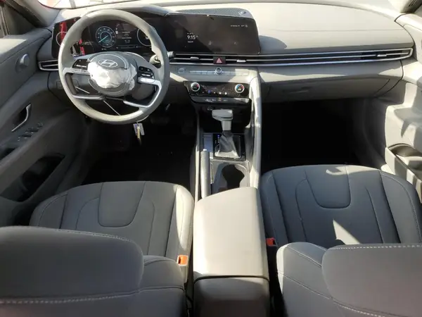KMHLM4DG1RU764974 2024 HYUNDAI ELANTRA - Image 8