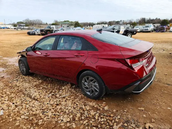 KMHLM4DG1RU765901 2024 HYUNDAI ELANTRA - Image 2
