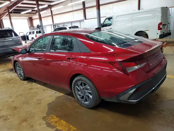 KMHLM4DG1RU770466 2024 HYUNDAI ELANTRA - Image 2