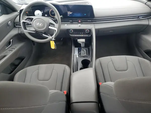 KMHLM4DG1RU770547 2024 HYUNDAI ELANTRA - Image 8