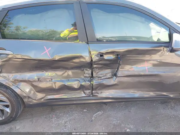 KMHLM4DG1RU773917 2024 HYUNDAI ELANTRA - Image 2