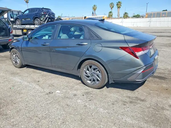 KMHLM4DG1RU776624 2024 HYUNDAI ELANTRA - Image 2