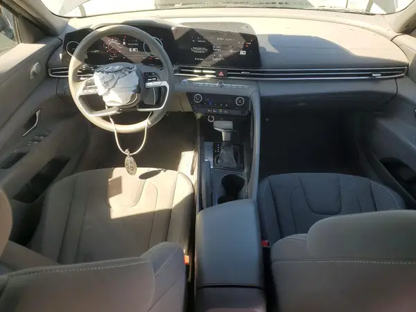 KMHLM4DG1RU776624 2024 HYUNDAI ELANTRA - Image 8