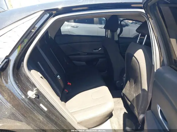KMHLM4DG1RU776705 2024 HYUNDAI ELANTRA - Image 8