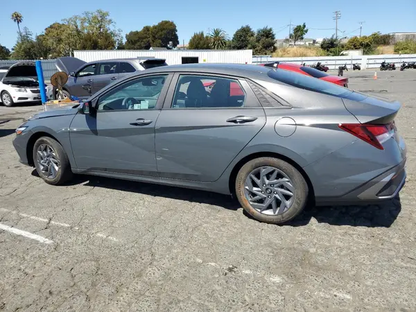 KMHLM4DG1RU778261 2024 HYUNDAI ELANTRA - Image 2