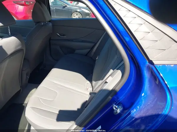 KMHLM4DG1RU783038 2024 HYUNDAI ELANTRA - Image 8