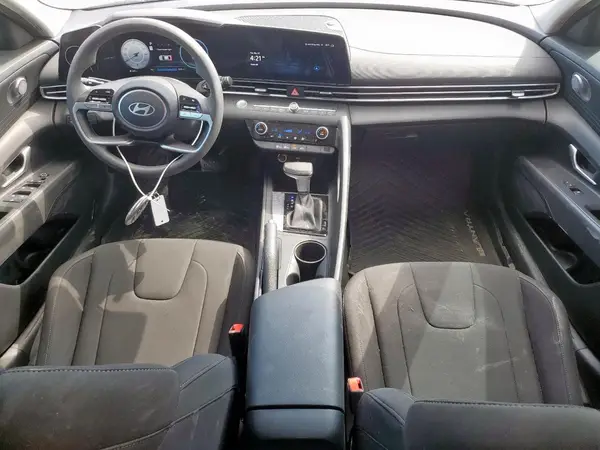 KMHLM4DG1RU809329 2024 HYUNDAI ELANTRA - Image 8