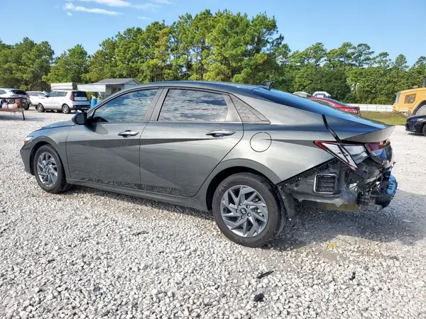 KMHLM4DG1RU813445 2024 HYUNDAI ELANTRA - Image 2