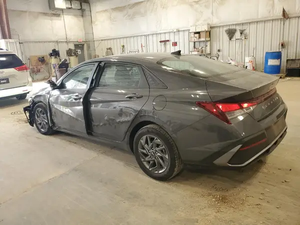KMHLM4DG1RU818824 2024 HYUNDAI ELANTRA - Image 2
