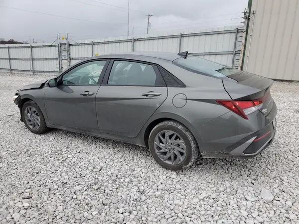 KMHLM4DG1RU819942 2024 HYUNDAI ELANTRA - Image 2