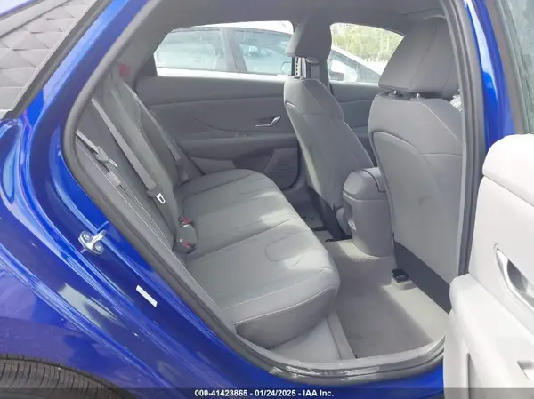 KMHLM4DG1RU828804 2024 HYUNDAI ELANTRA - Image 8