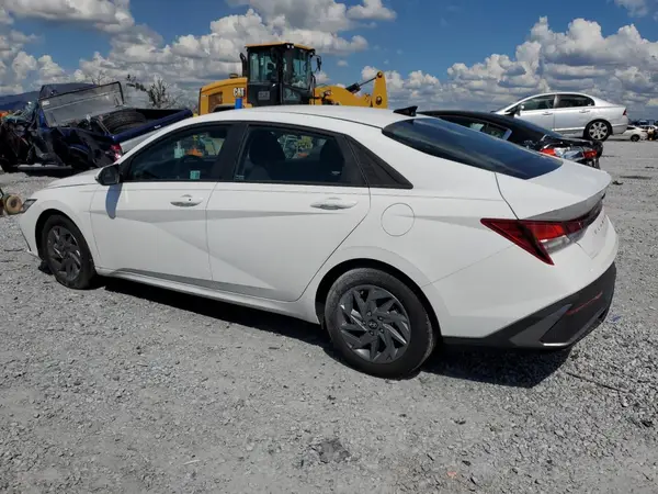 KMHLM4DG1RU832545 2024 HYUNDAI ELANTRA - Image 2