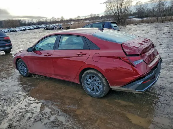 KMHLM4DG1RU834716 2024 HYUNDAI ELANTRA - Image 2