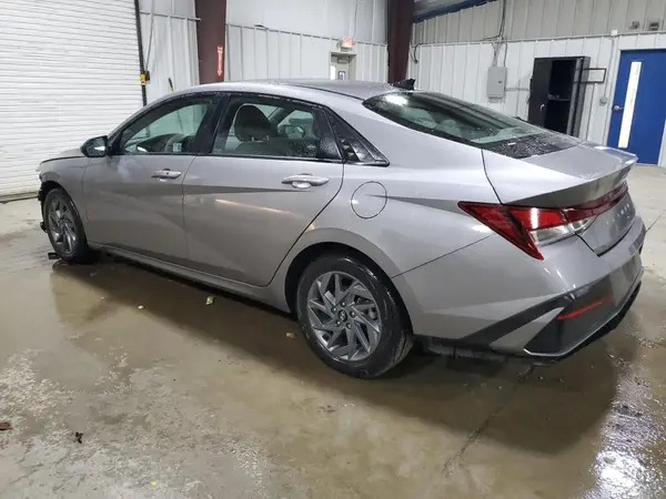 KMHLM4DG1RU844484 2024 HYUNDAI ELANTRA - Image 2