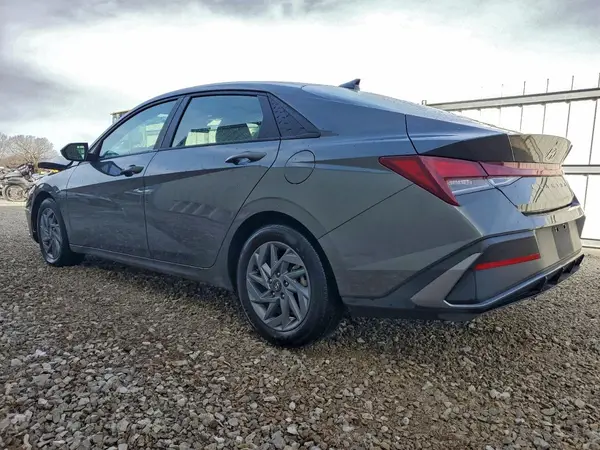 KMHLM4DG1RU845022 2024 HYUNDAI ELANTRA - Image 2