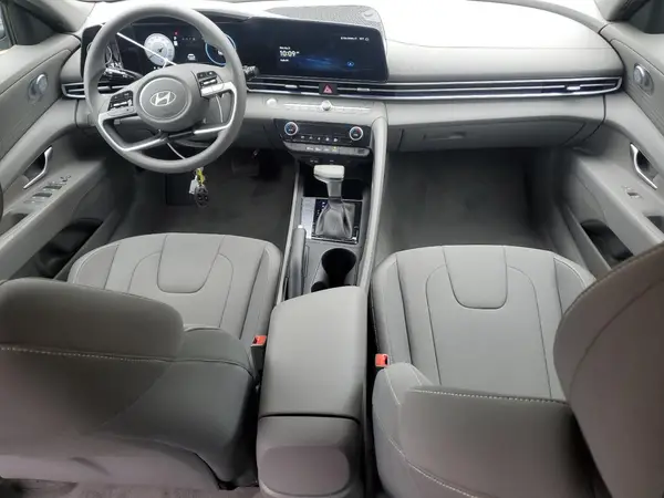 KMHLM4DG1RU845232 2024 HYUNDAI ELANTRA - Image 8