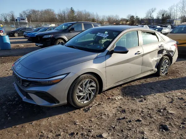 KMHLM4DG1RU845554 2024 HYUNDAI ELANTRA - Image 1