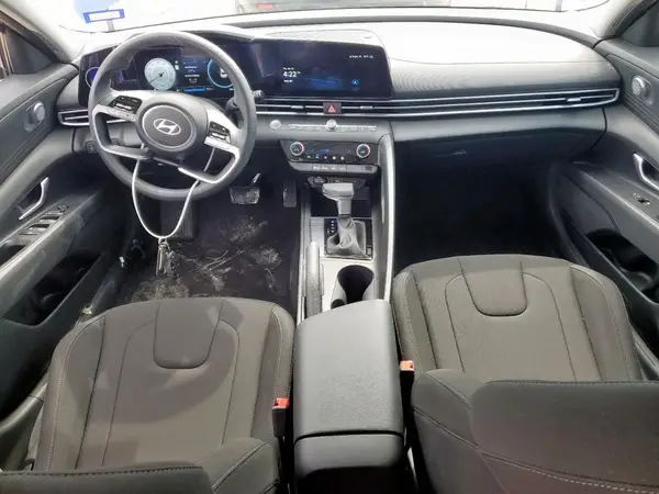 KMHLM4DG1RU847904 2024 HYUNDAI ELANTRA - Image 8