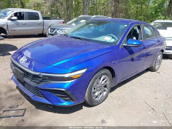 KMHLM4DG1RU848518 2024 HYUNDAI ELANTRA - Image 2