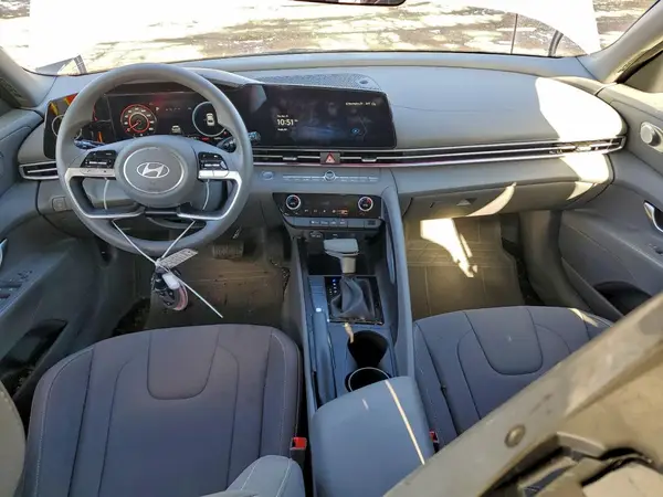 KMHLM4DG1RU851337 2024 HYUNDAI ELANTRA - Image 8