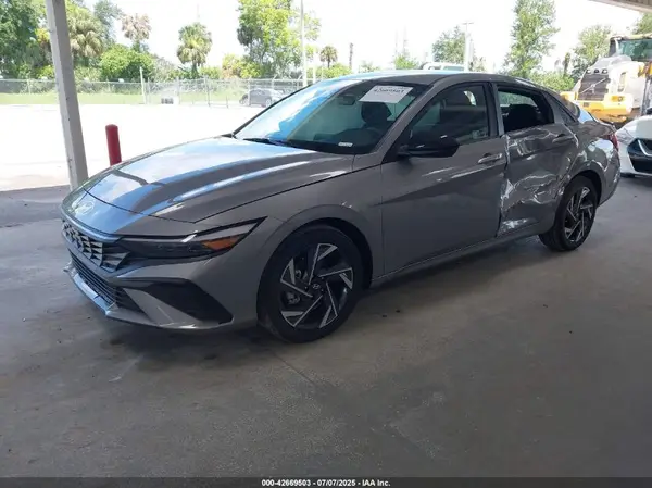 KMHLM4DG1SU000127 2025 HYUNDAI ELANTRA - Image 2