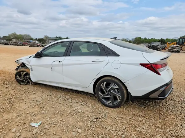 KMHLM4DG1SU008776 2025 HYUNDAI ELANTRA - Image 2
