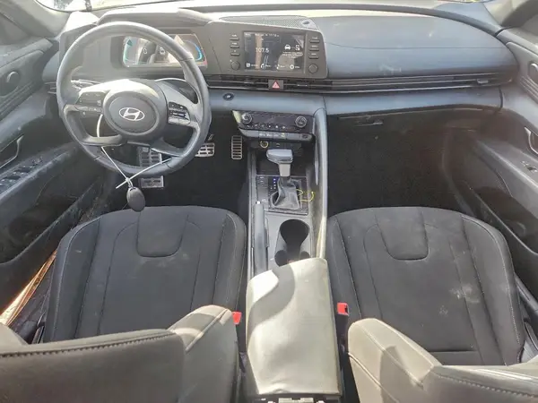 KMHLM4DG1SU018305 2025 HYUNDAI ELANTRA - Image 8