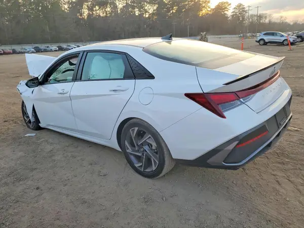 KMHLM4DG1SU029532 2025 HYUNDAI ELANTRA - Image 2