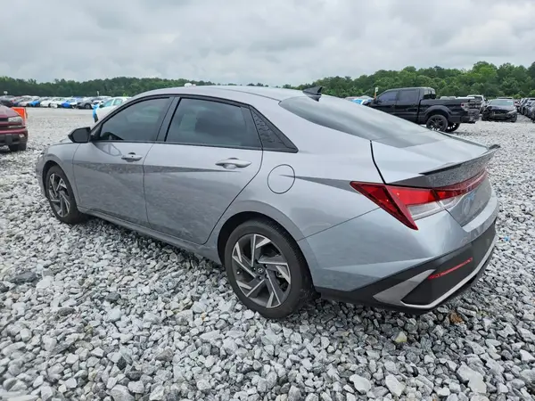 KMHLM4DG1SU047206 2025 HYUNDAI ELANTRA - Image 2