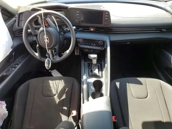 KMHLM4DG1SU047819 2025 HYUNDAI ELANTRA - Image 8