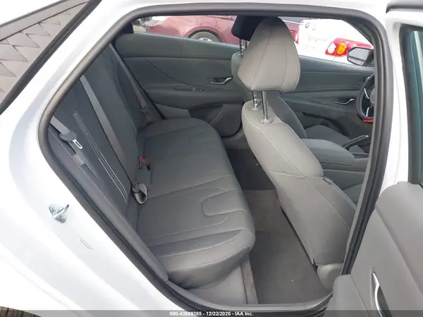 KMHLM4DG1SU055449 2025 HYUNDAI ELANTRA - Image 8
