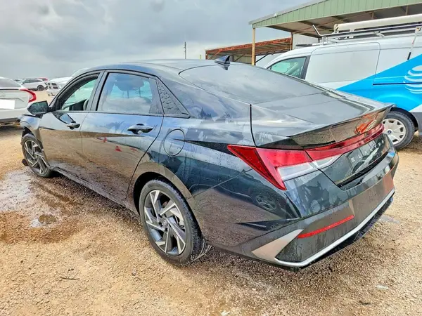 KMHLM4DG1SU056858 2025 HYUNDAI ELANTRA - Image 2