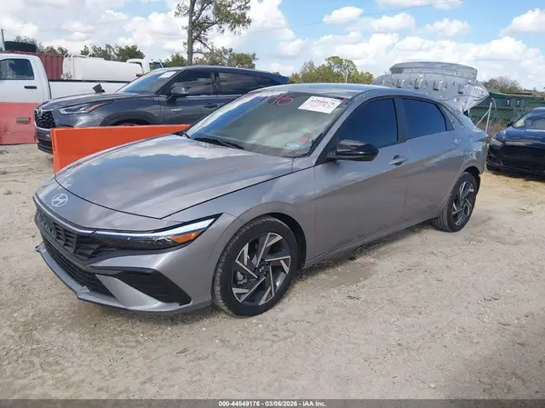 KMHLM4DG1SU060893 2025 HYUNDAI ELANTRA - Image 2