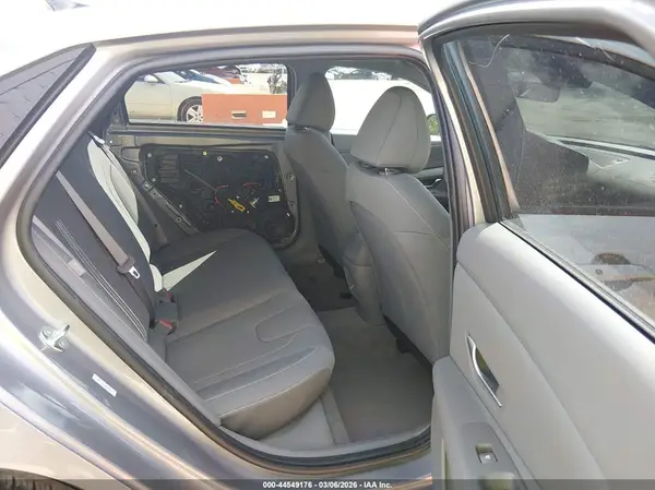 KMHLM4DG1SU060893 2025 HYUNDAI ELANTRA - Image 8