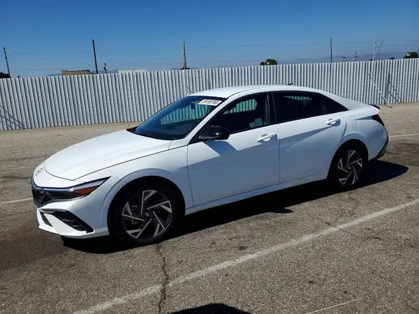 KMHLM4DG1SU065916 2025 HYUNDAI ELANTRA - Image 1