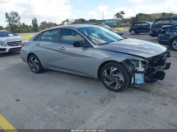 KMHLM4DG1SU074874 2025 HYUNDAI ELANTRA - Image 1