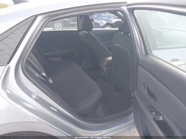KMHLM4DG1SU074874 2025 HYUNDAI ELANTRA - Image 8