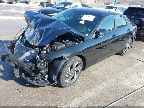 KMHLM4DG1SU077144 2025 HYUNDAI ELANTRA - Image 2