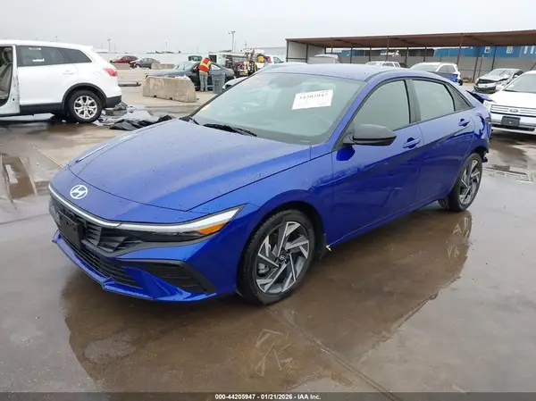 KMHLM4DG1SU095868 2025 HYUNDAI ELANTRA - Image 2