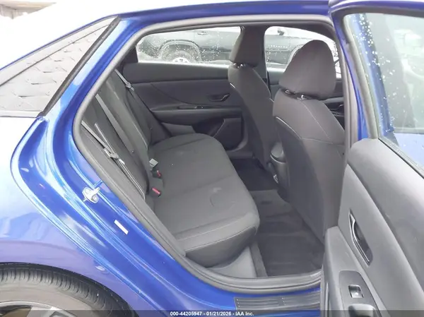 KMHLM4DG1SU095868 2025 HYUNDAI ELANTRA - Image 8