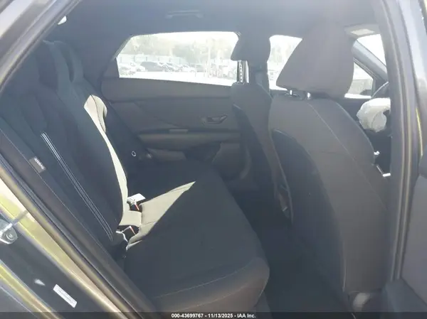 KMHLM4DG1SU869214 2025 HYUNDAI ELANTRA - Image 8