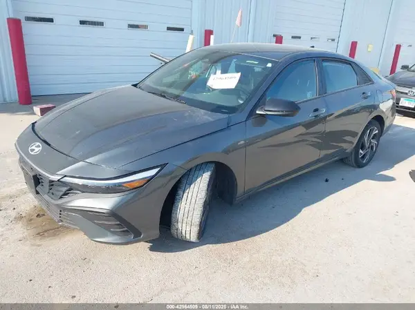 KMHLM4DG1SU872548 2025 HYUNDAI ELANTRA - Image 2