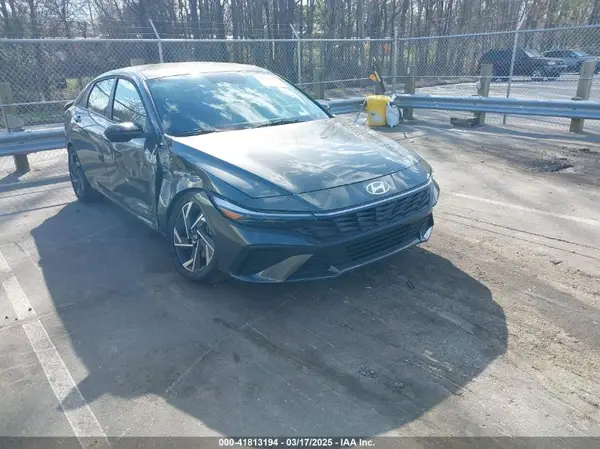 KMHLM4DG1SU875935 2025 HYUNDAI ELANTRA - Image 1