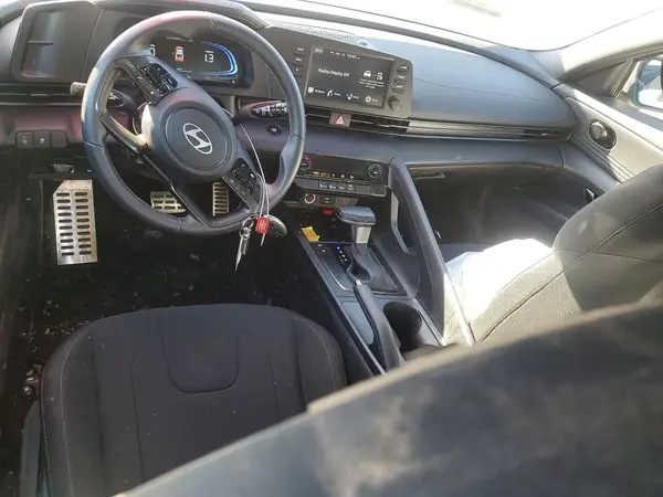 KMHLM4DG1SU878155 2025 HYUNDAI ELANTRA - Image 8
